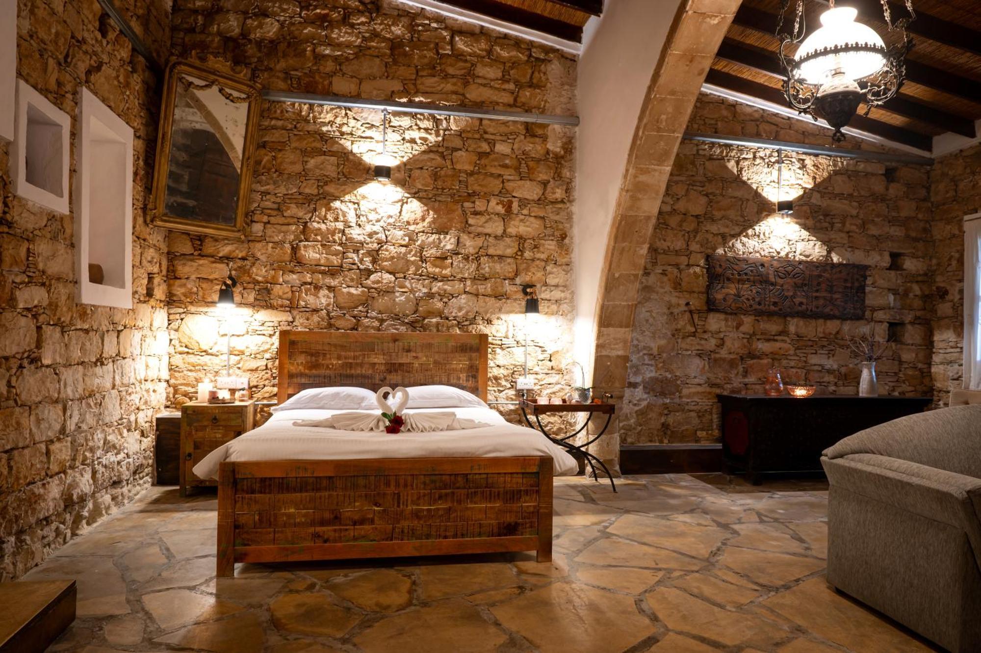 Oinoessa Traditional Boutique Guest Houses Lofou Luaran gambar