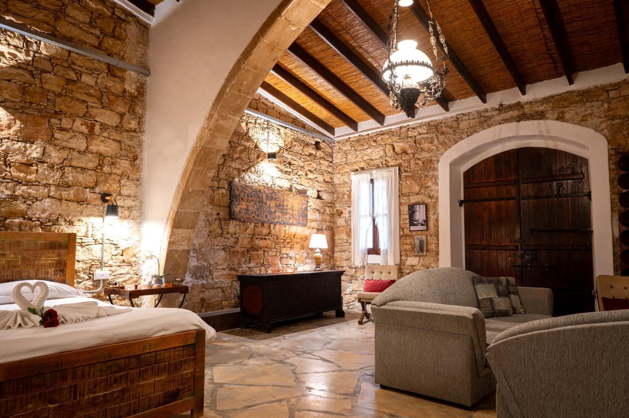 Oinoessa Traditional Boutique Guest Houses Lofou Luaran gambar