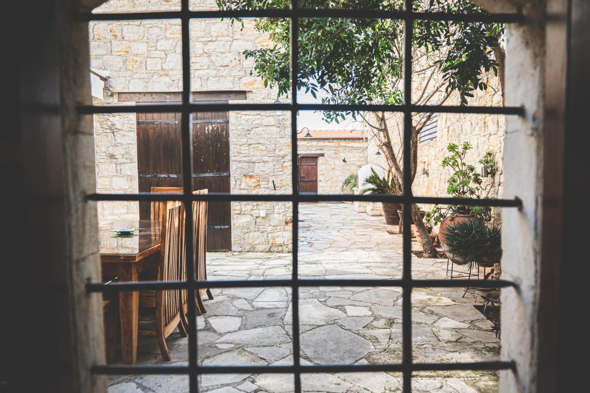Oinoessa Traditional Boutique Guest Houses Lofou Luaran gambar