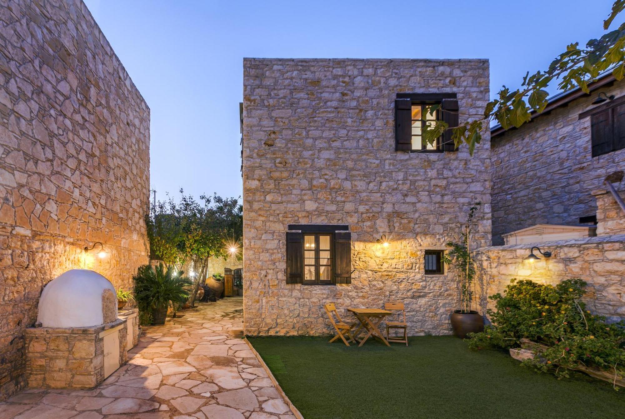 Oinoessa Traditional Boutique Guest Houses Lofou Luaran gambar