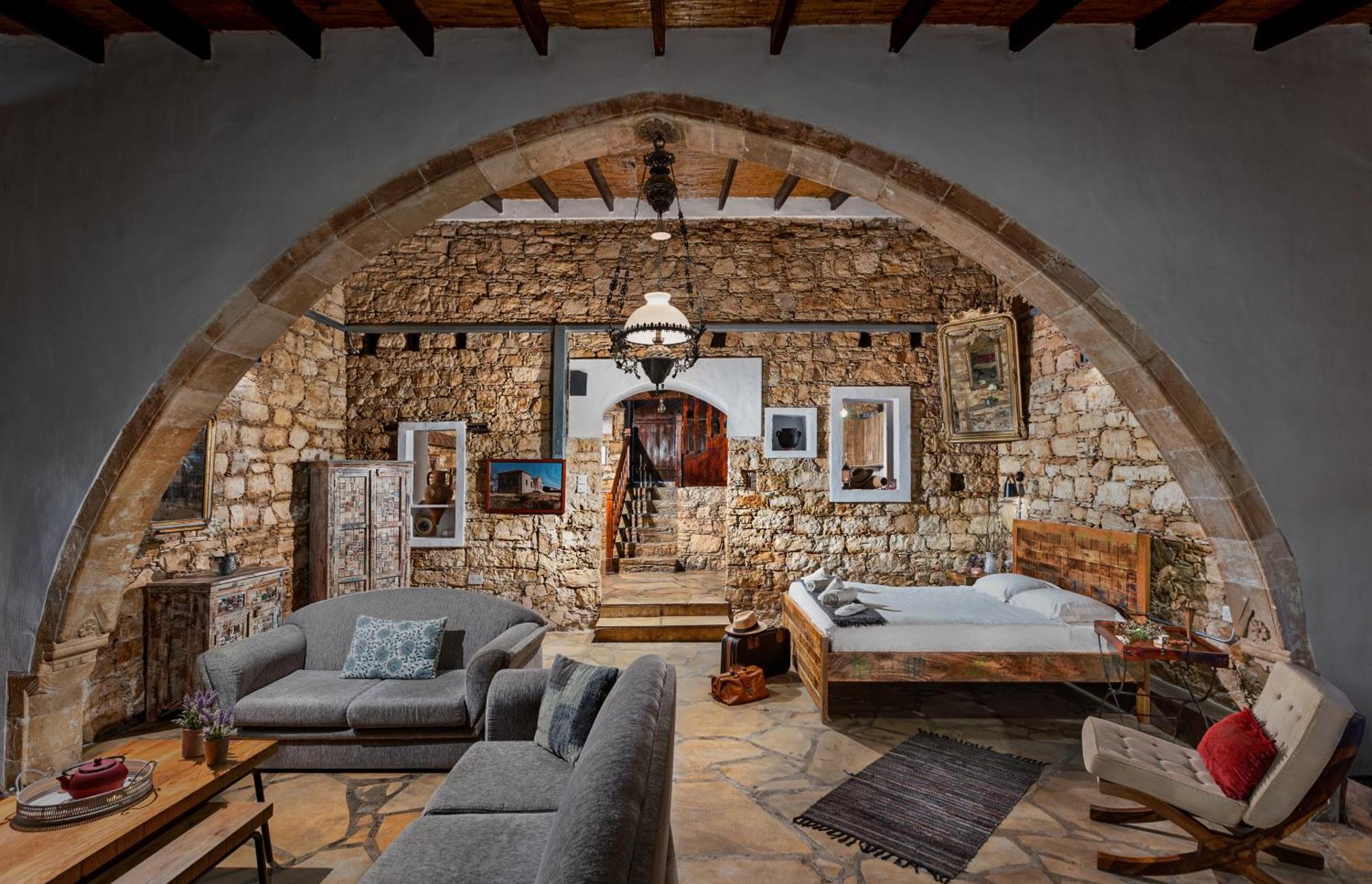 Oinoessa Traditional Boutique Guest Houses Lofou Luaran gambar